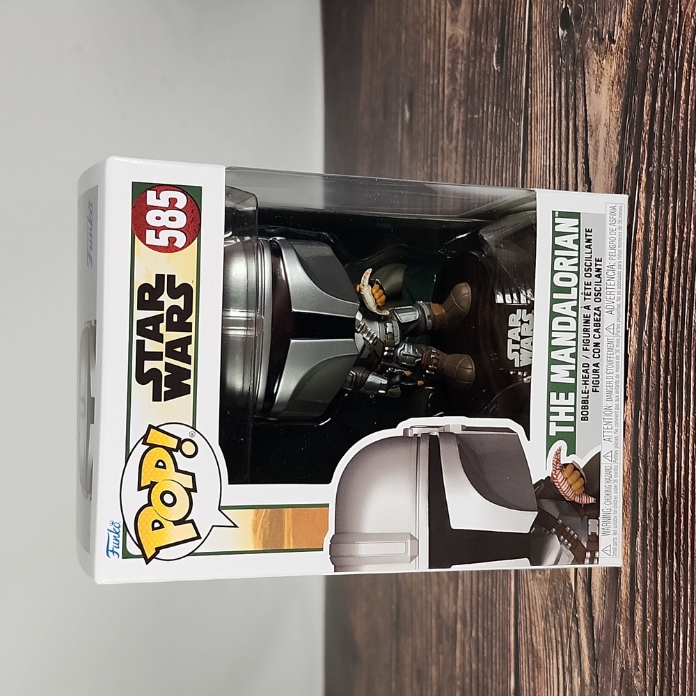 Funko Pop Star Wars The Mandalorian #585 Vinyl figurine - Collectible